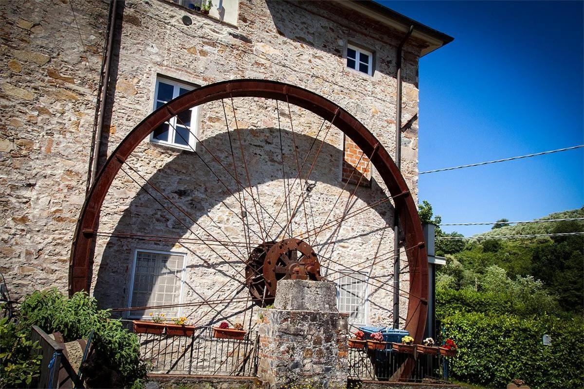 דירות SantʼAndrea di Compito La Terrazza Del Vecchio Mulino מראה חיצוני תמונה